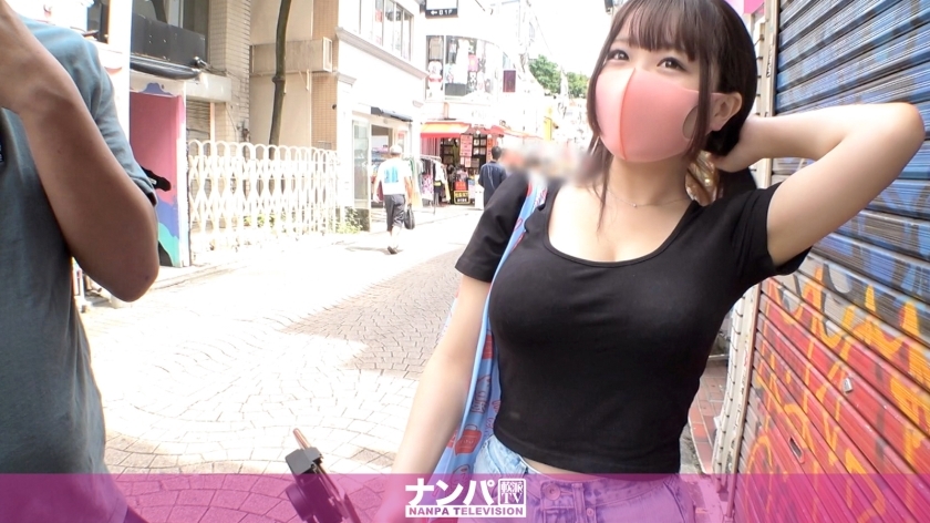 GANA-2564 Seriously Nampa, first shot. 1694 Capture a cute college student who shoots videos for SNS with clothes that emphasize big breasts! Play with the boastful tits, and do it! ● Poco insertion www Pay attention to the H cup god milk that shakes free