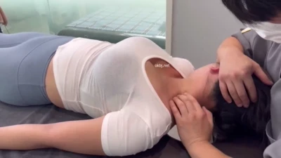 (도수치료)회사원 유니 4K 림프순환,일자목 도수치료 테크닉Muscle Release&Stretching Manual Therapy Technique-JK메디컬교정센터 (한국야동,국산야동,한국야동 실시간)
