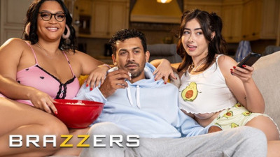 Brazzers – 발정난 소녀들 ashlyn peaks &amp; chloe 초현실적 (서양야동)